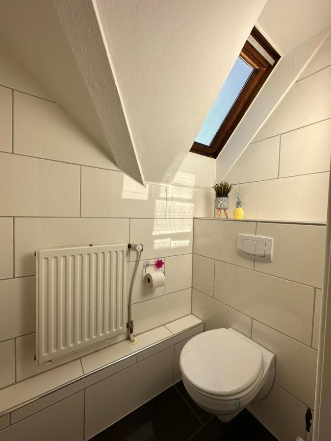 Zimmer Im Zentrum - In Der Naehe Zum Hauptbahnhof パーダーボルン エクステリア 写真